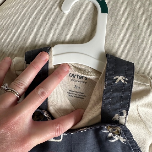 Carter’s Safari Set - Picture 2 of 3